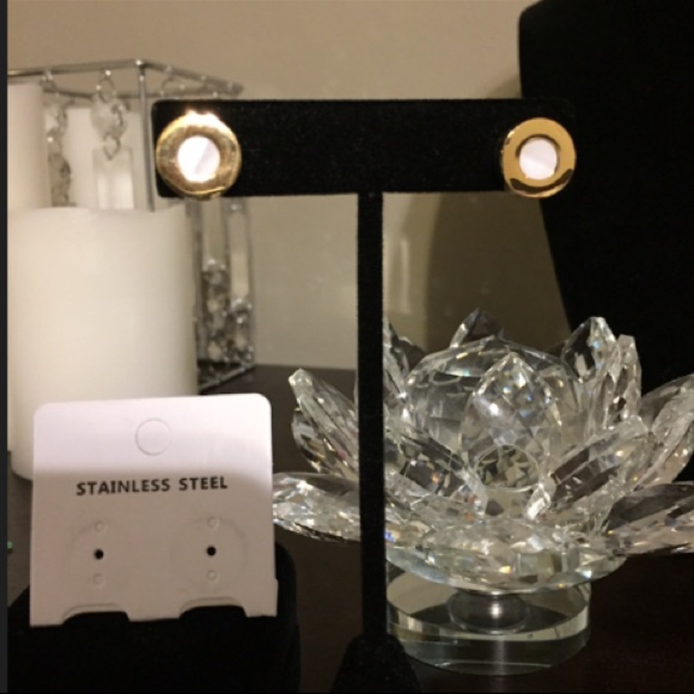 🛍Mother of Pearl Stainless Steel Earrings